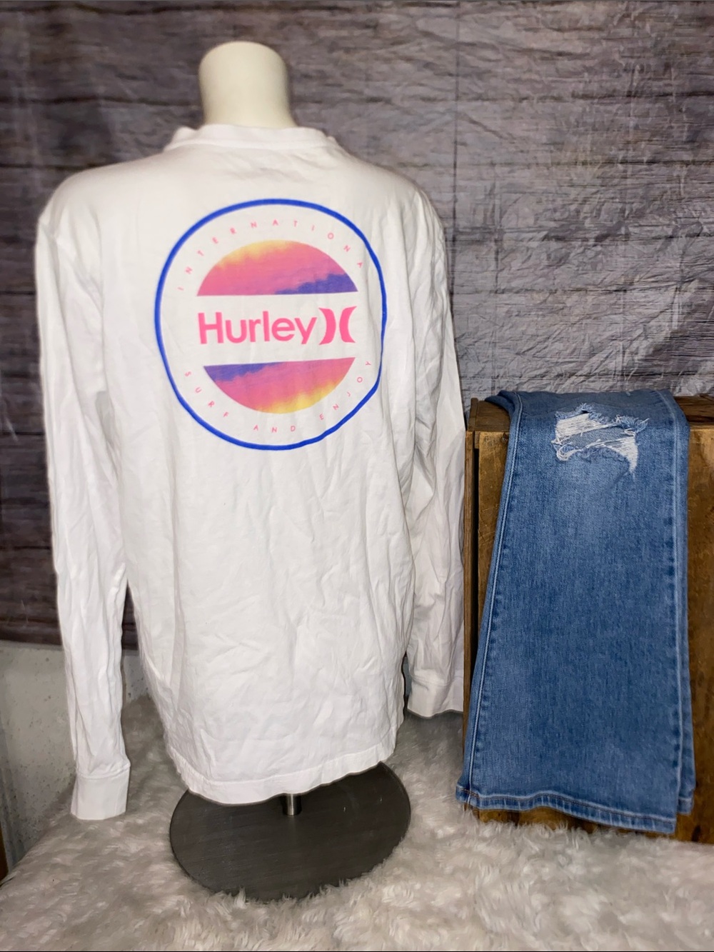 Hurley Womens White Graphic Long Sleeve Top